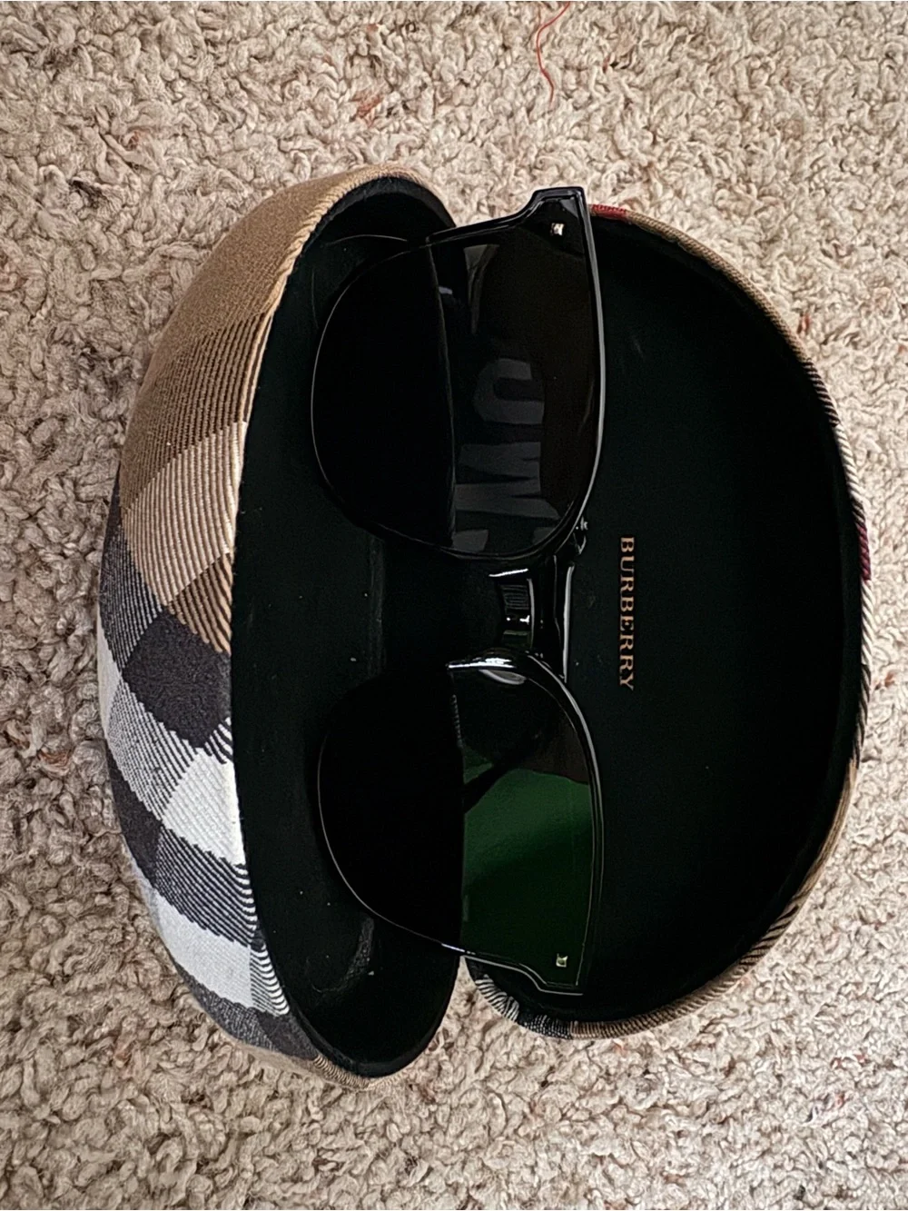 Burberry Tan and Black unisex Check Plaid Sunglasses Case + folding sunglasses